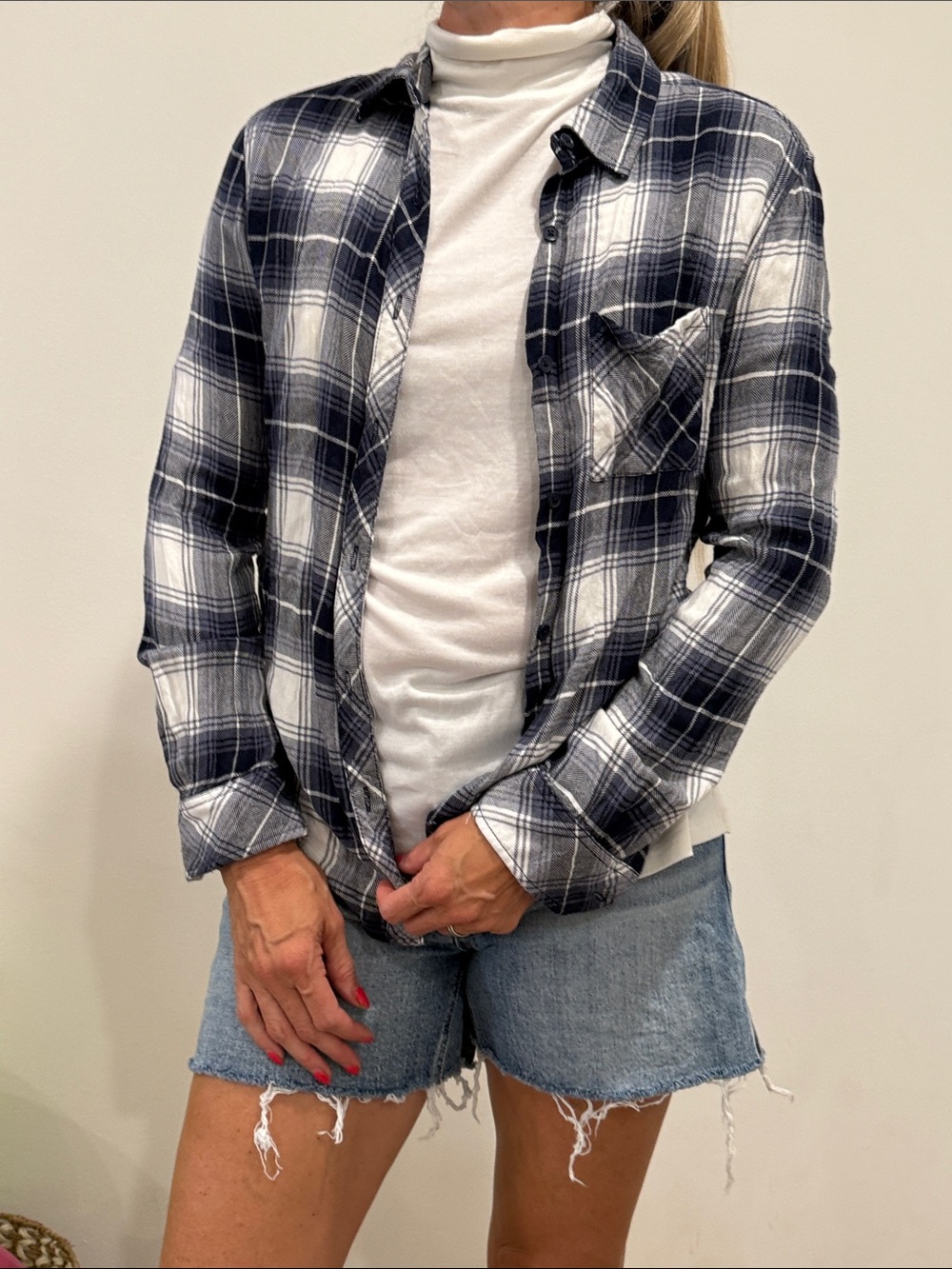 beachlunchlounge Navy & White Plaid Button-Down Shirt